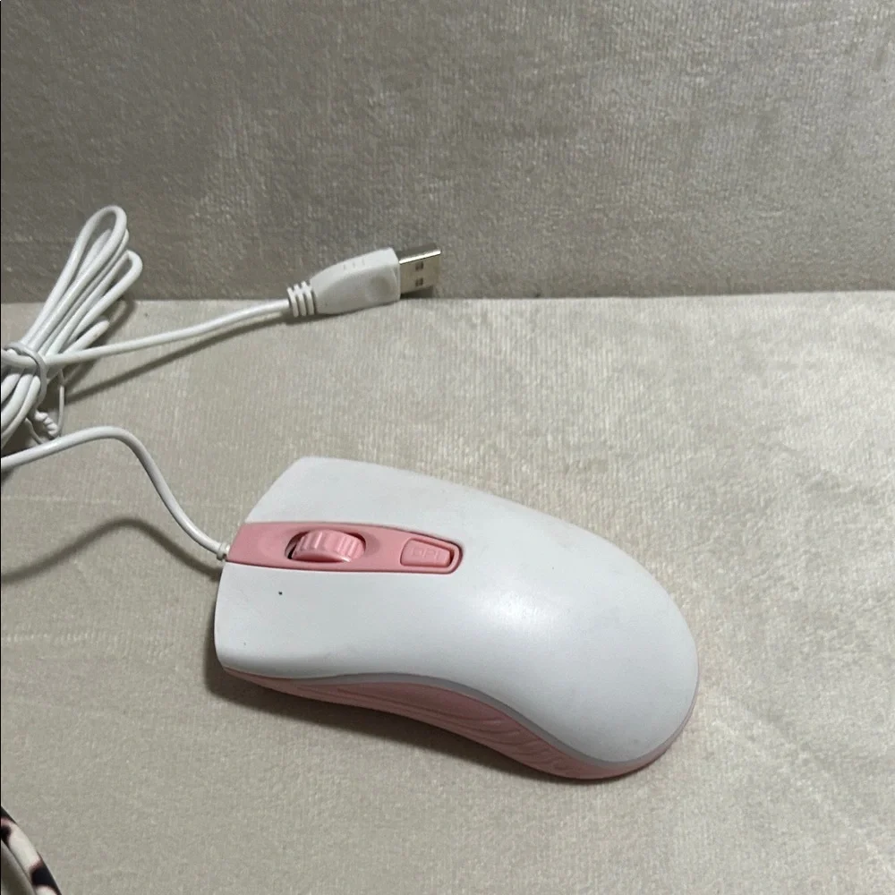 White and Pink Wired Mouse